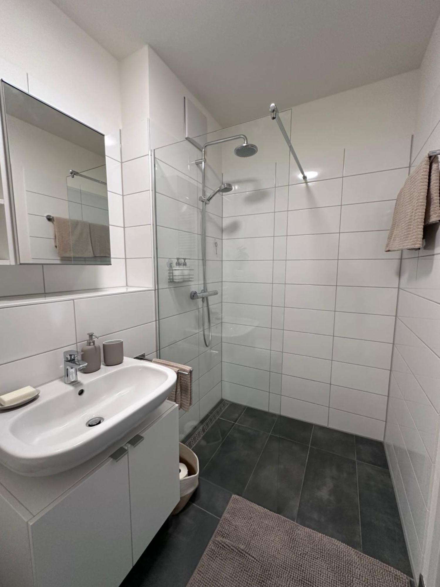 Einzimmer Apartment ฟอร์ซไฮม์ ภายนอก รูปภาพ